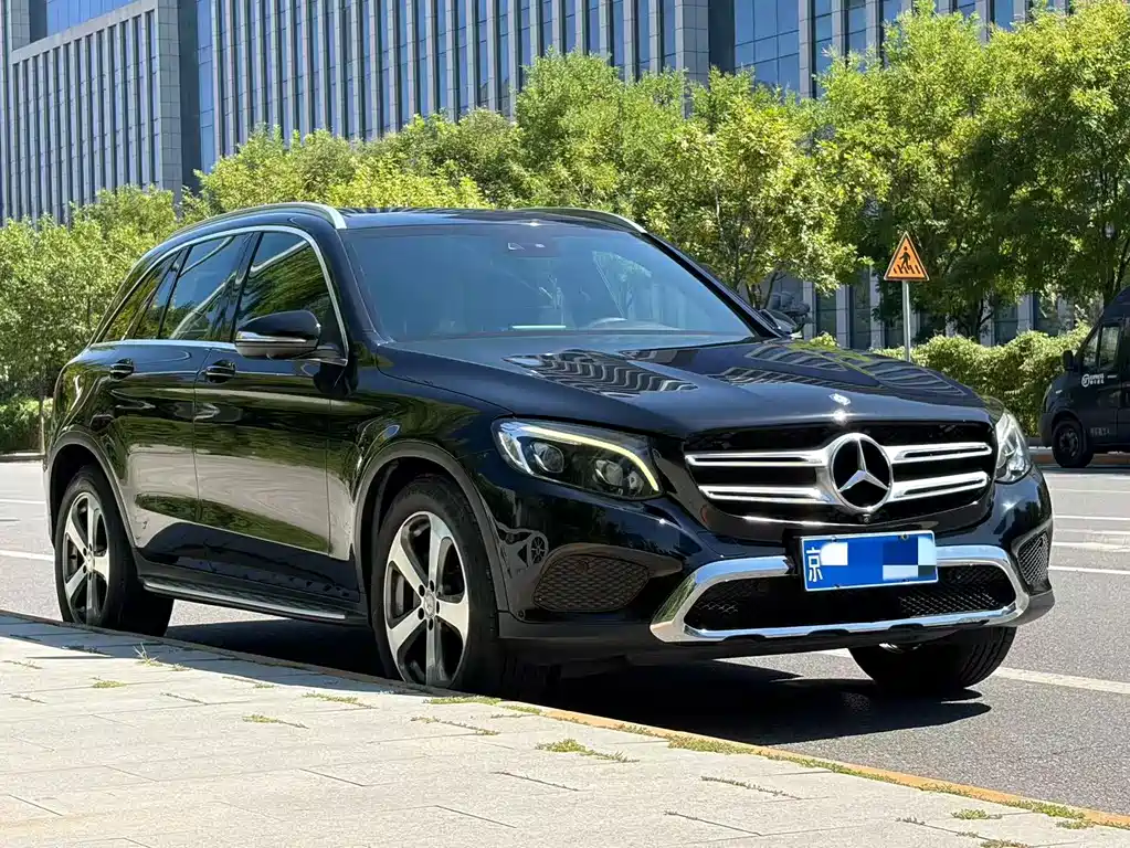 Mercedes-Benz GLC — миниатюра 3