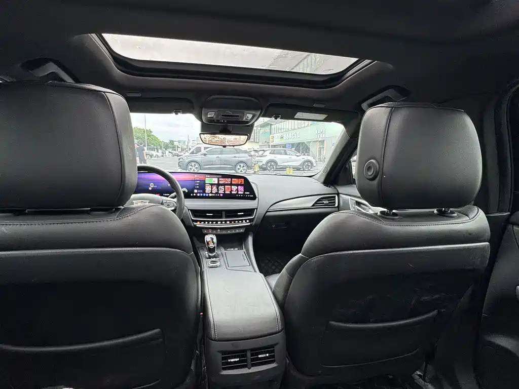 Cadillac CT5 — миниатюра 19