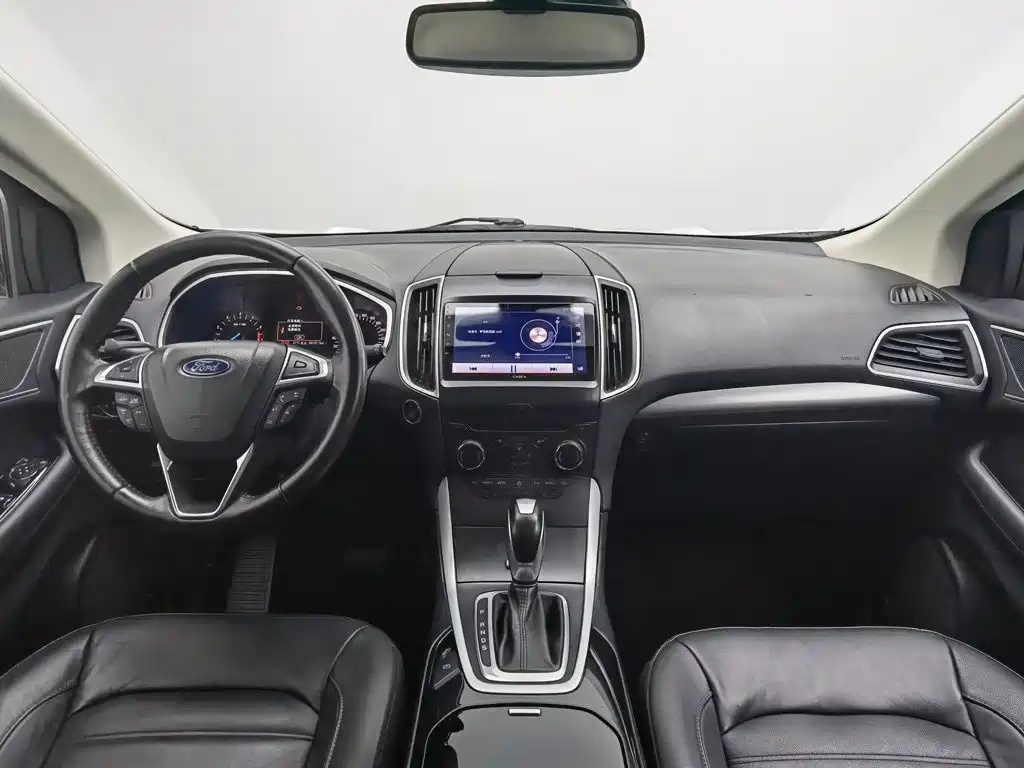 Ford Edge — миниатюра 5