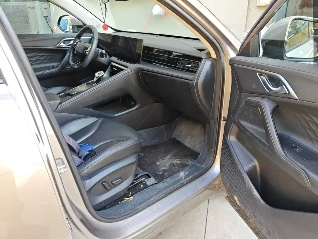 Roewe RX5 New Energy — миниатюра 18