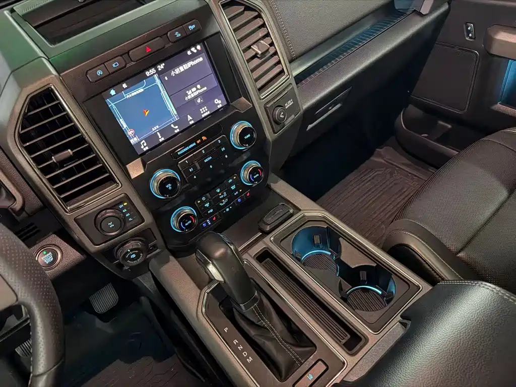 Ford F-150 Raptor — миниатюра 8
