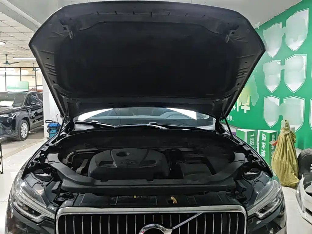 Volvo XC60 — миниатюра 20
