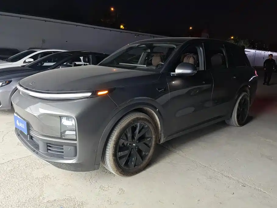 Li Auto Li L8