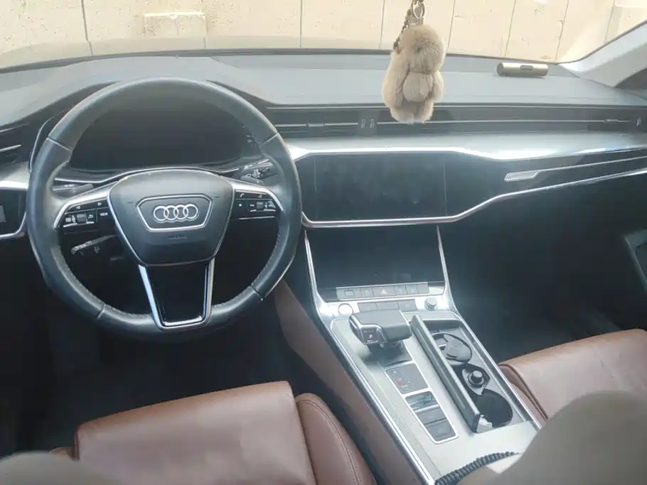 Audi A6L — миниатюра 12
