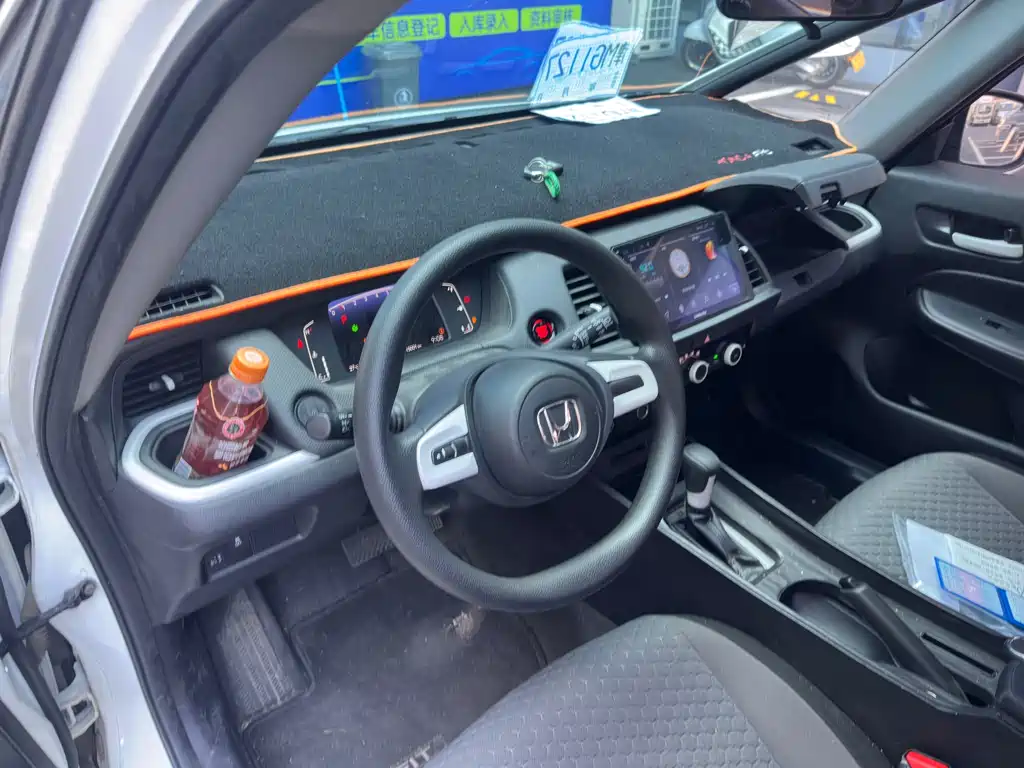 Honda Fit — миниатюра 6