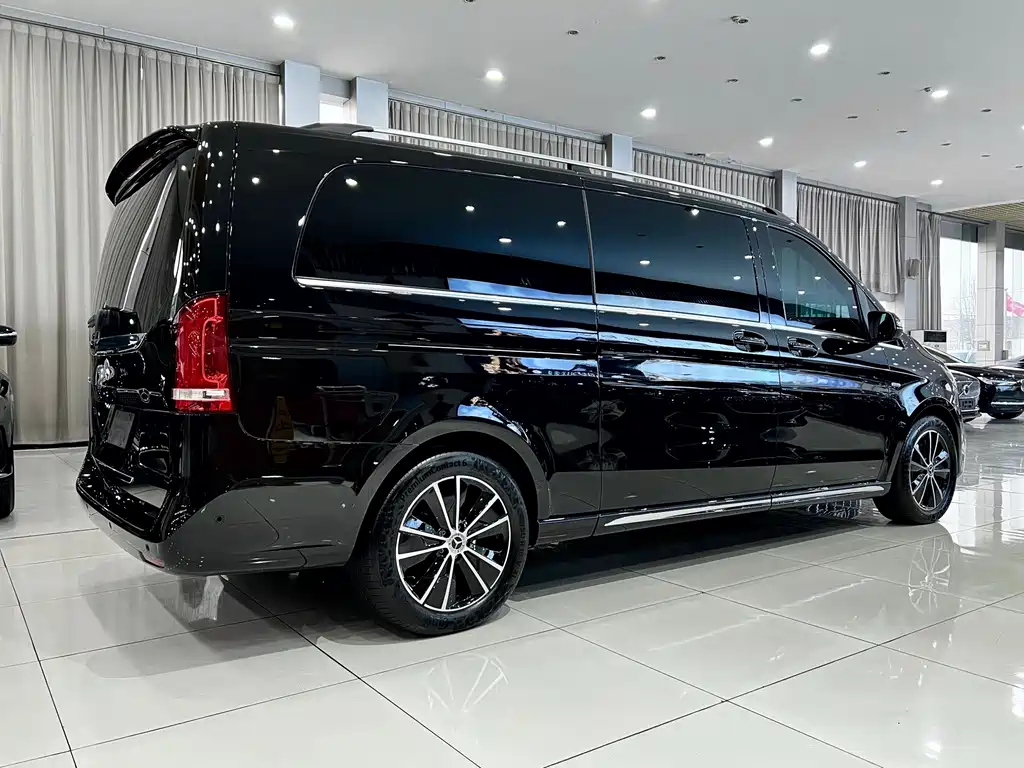 Mercedes-Benz V-Class — миниатюра 4