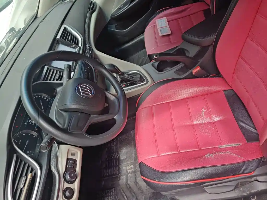 Buick Excelle — миниатюра 8