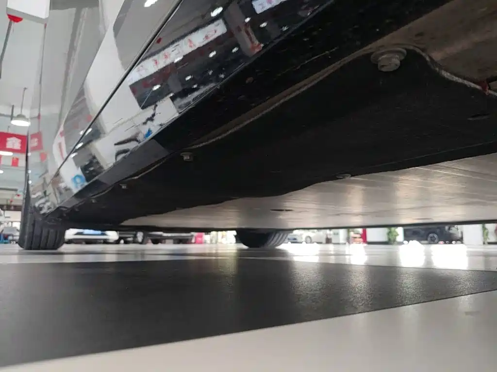Li Auto Li MEGA — миниатюра 21