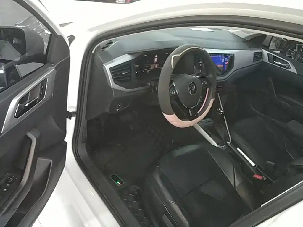 Volkswagen Polo — миниатюра 16