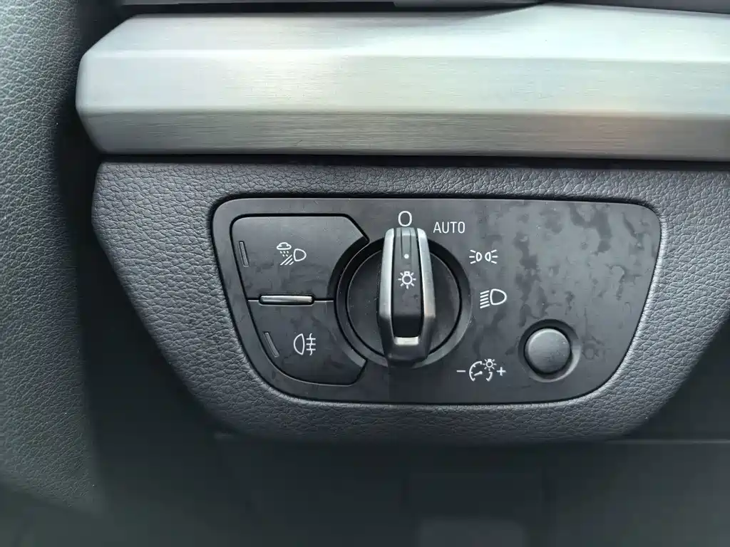 Audi Q5L — миниатюра 16
