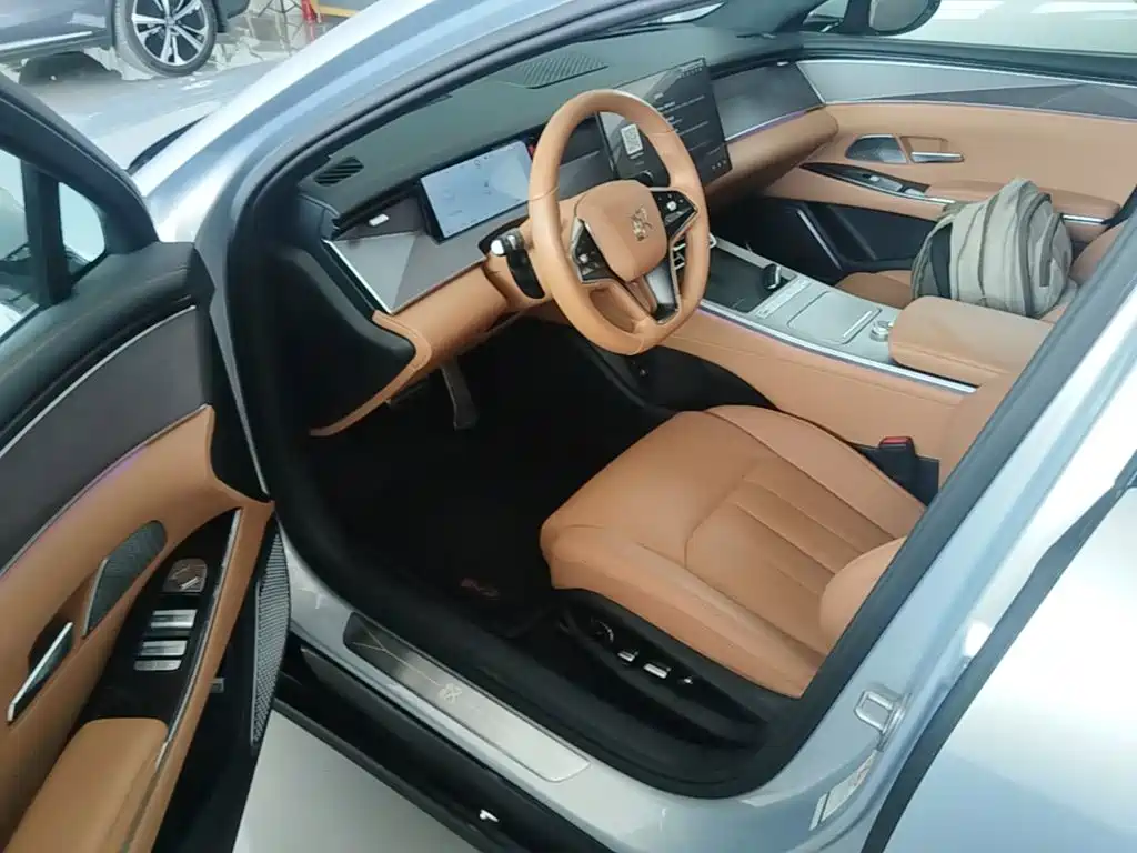 BYD Han L — миниатюра 16