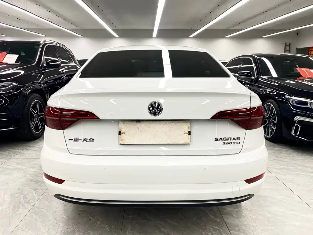 Volkswagen Sagitar — миниатюра 5