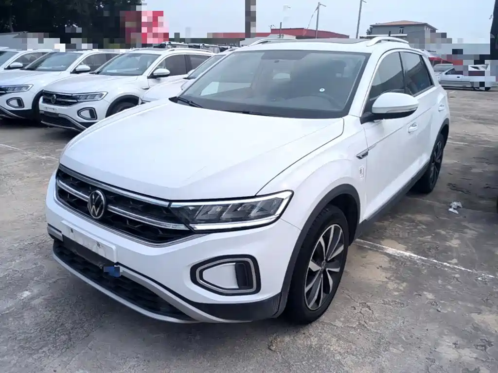 Volkswagen T-Roc — миниатюра 2