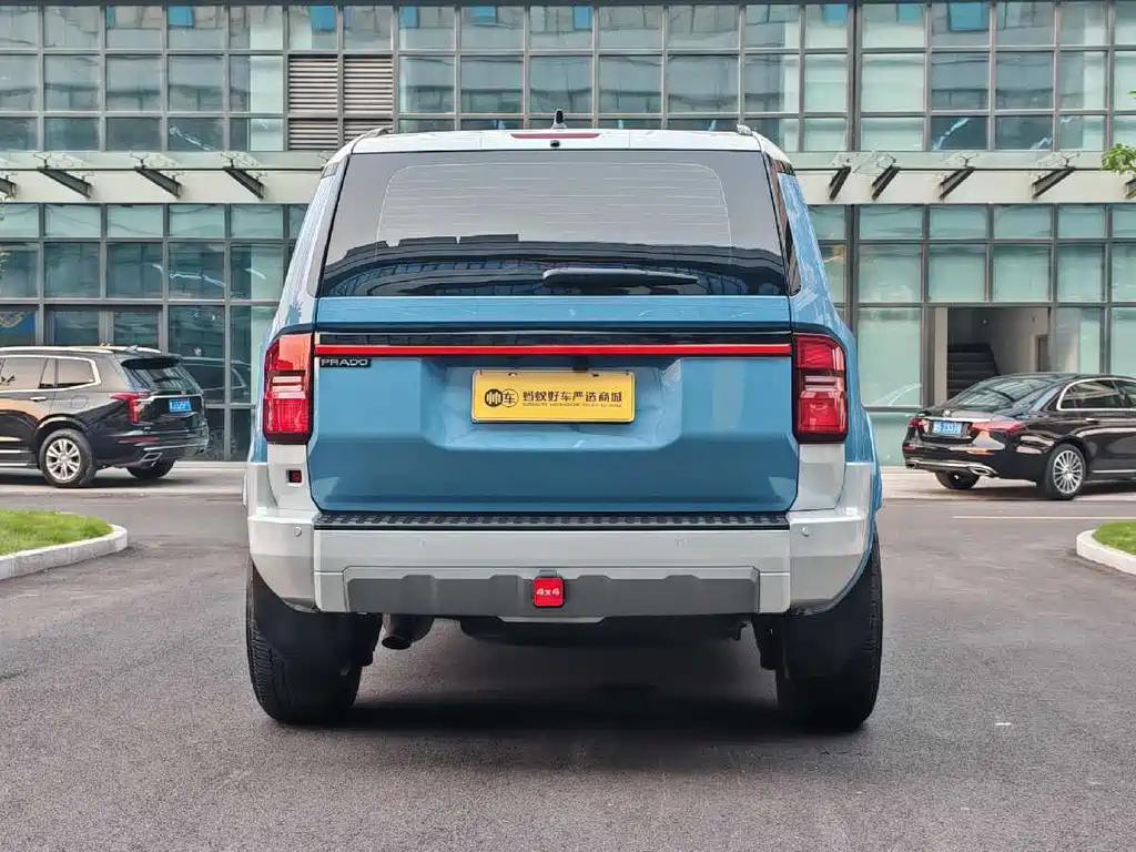 Toyota Land Cruiser Prado 2025 2.4T BX 5 мест