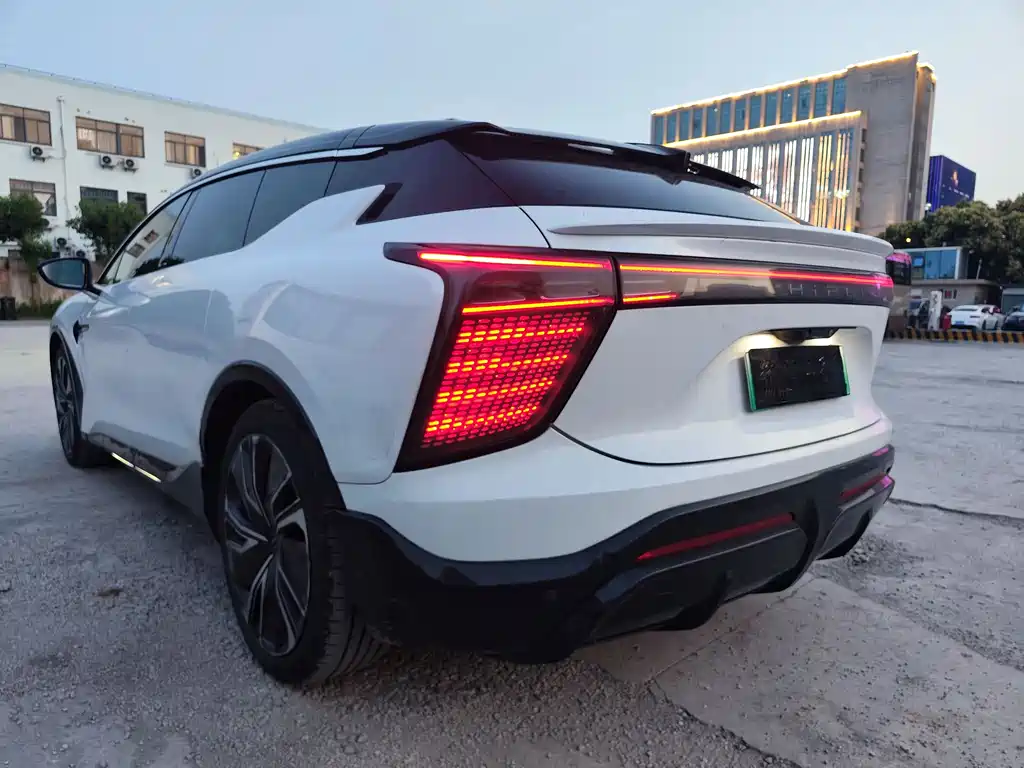 HiPhi HiPhi X 2022 6 мест