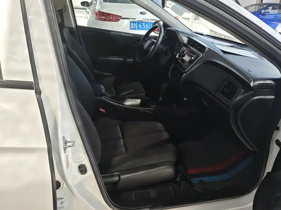 Honda City — миниатюра 8