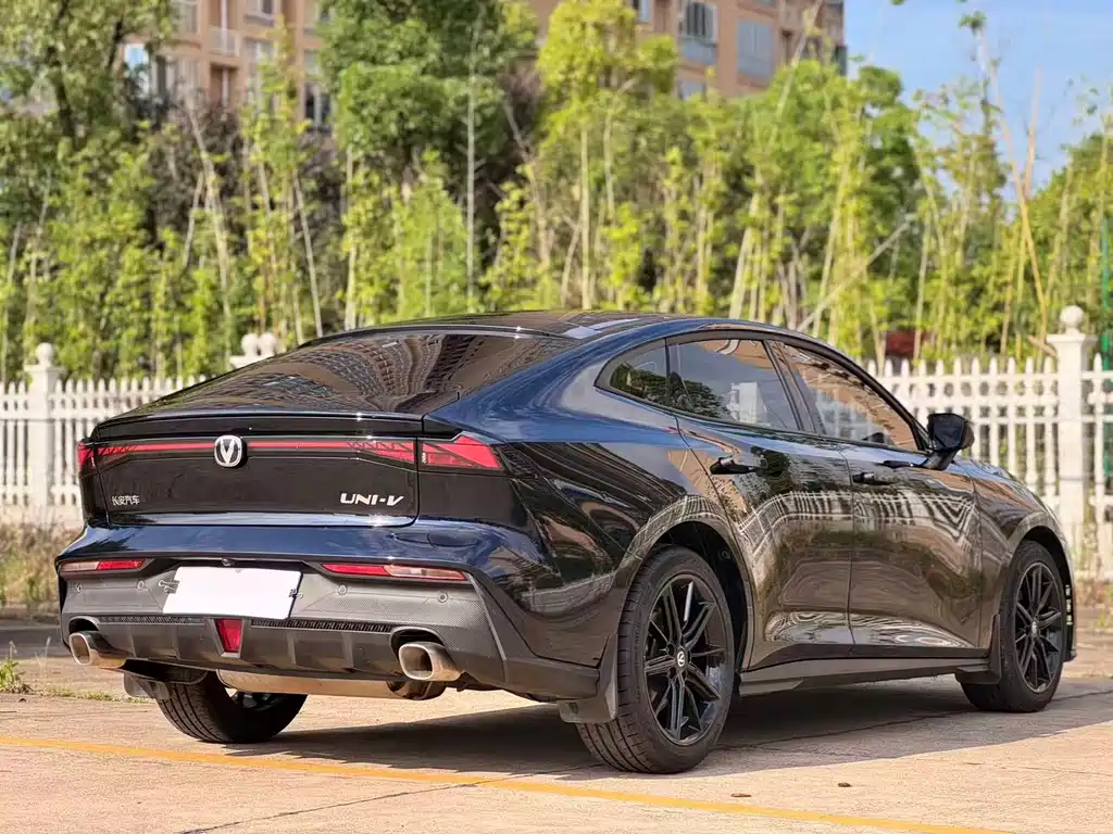 Changan UNI-V — миниатюра 9