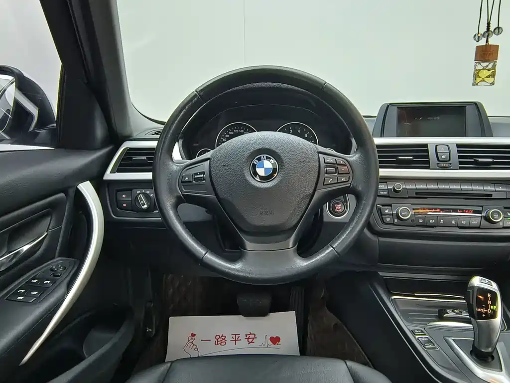 BMW 3 Series — миниатюра 7