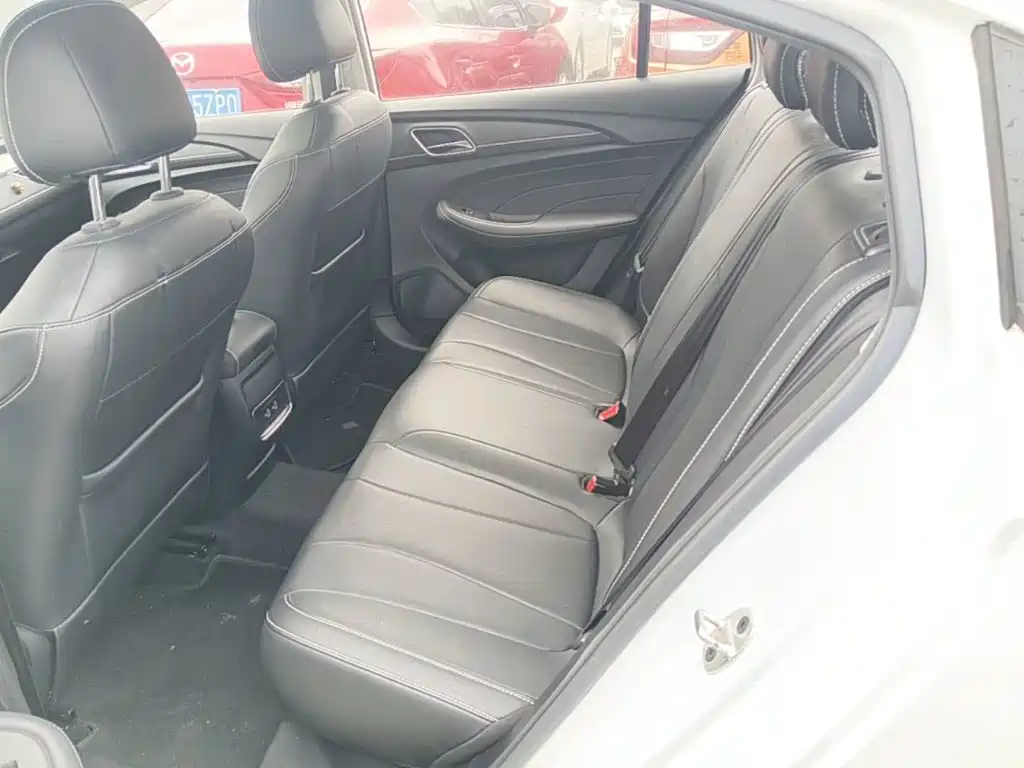 Roewe i5 — миниатюра 17