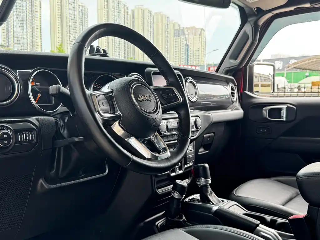 Jeep Wrangler — миниатюра 11