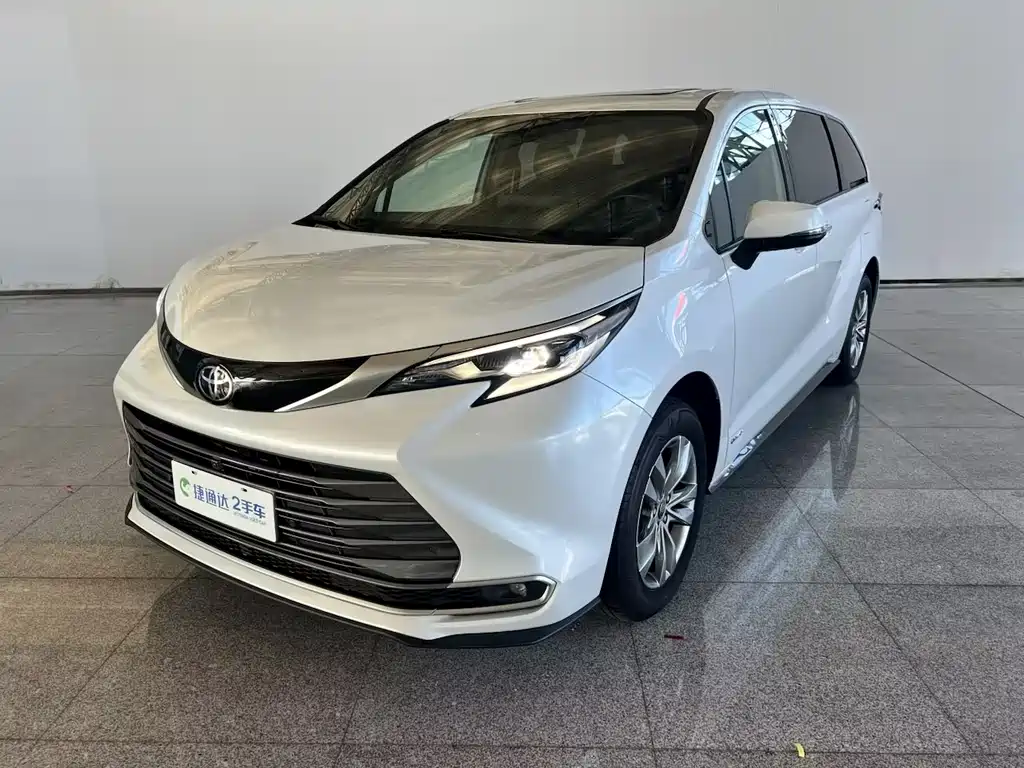 Toyota Sienna — миниатюра 5