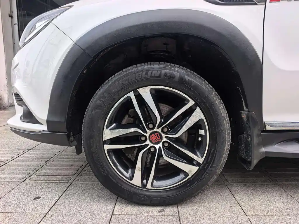 BYD Tang New Energy — миниатюра 12