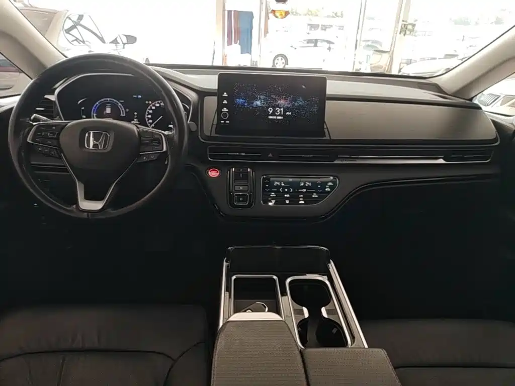 Honda Elysion — миниатюра 13