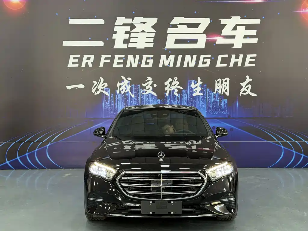 Mercedes-Benz E-Class — миниатюра 2