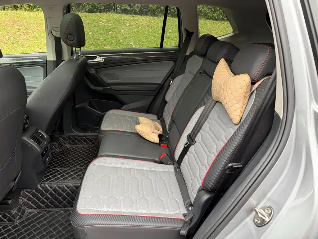 Volkswagen Tiguan L PHEV — миниатюра 12