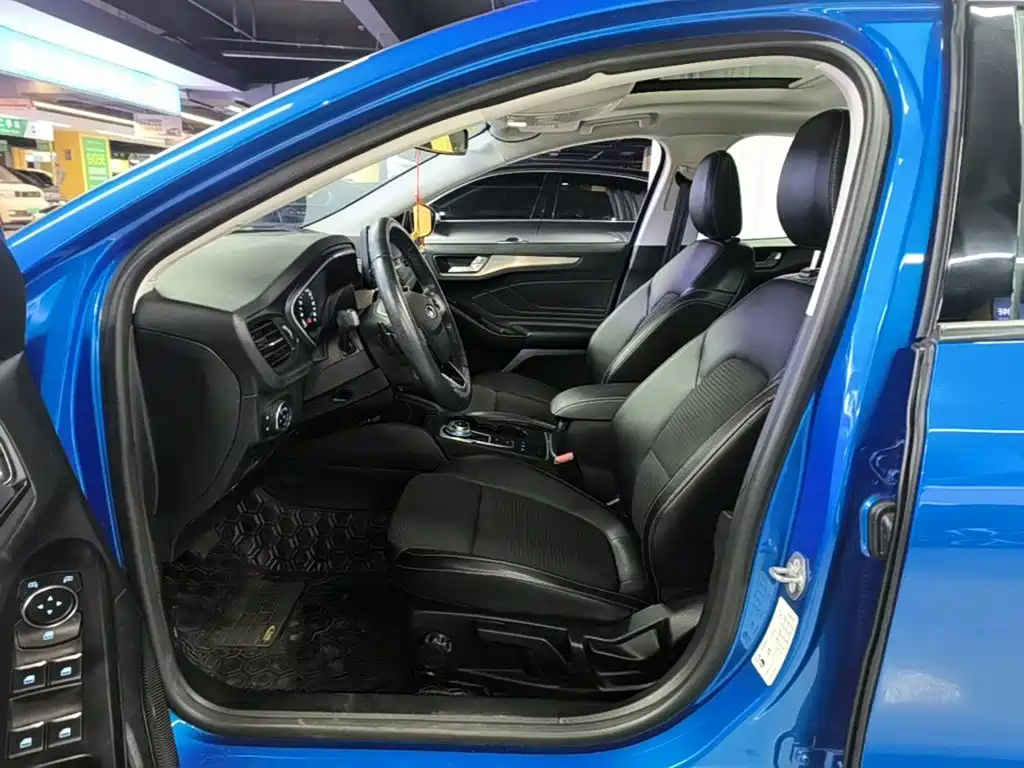 Ford Focus — миниатюра 15