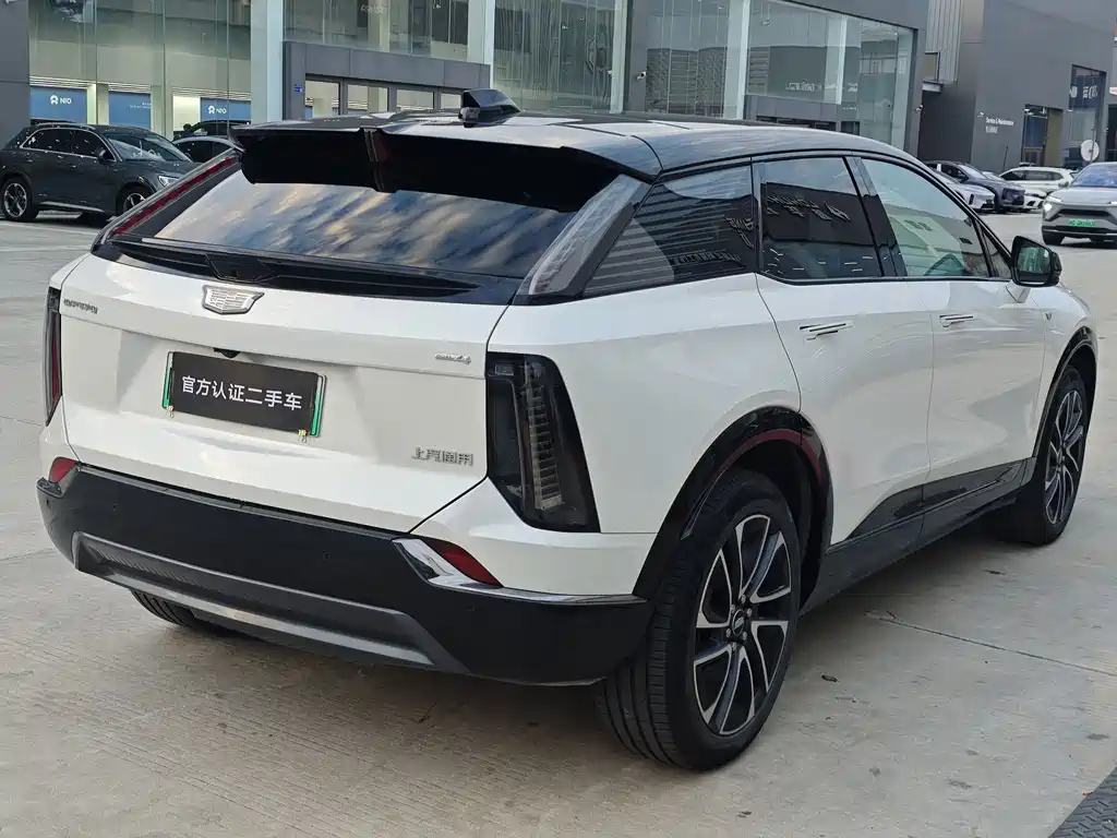Cadillac IQ — миниатюра 4
