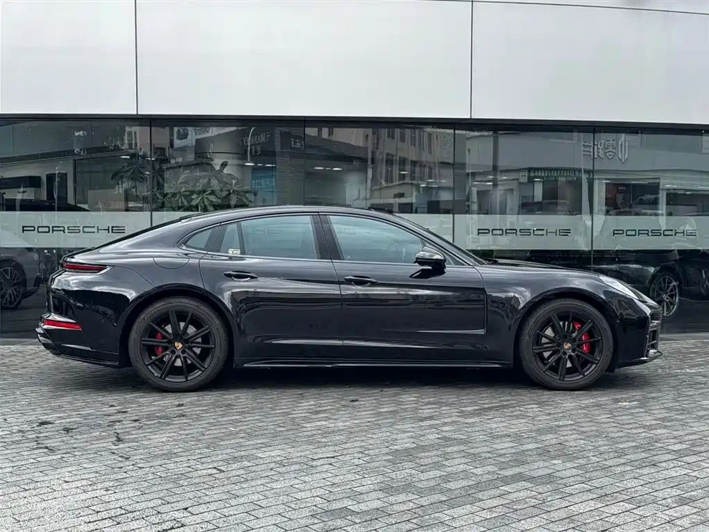Porsche Panamera — миниатюра 4