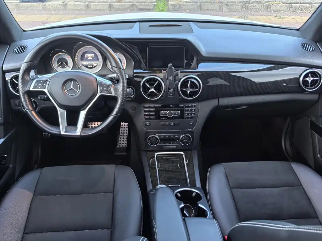 Mercedes-Benz GLK-Class — миниатюра 10