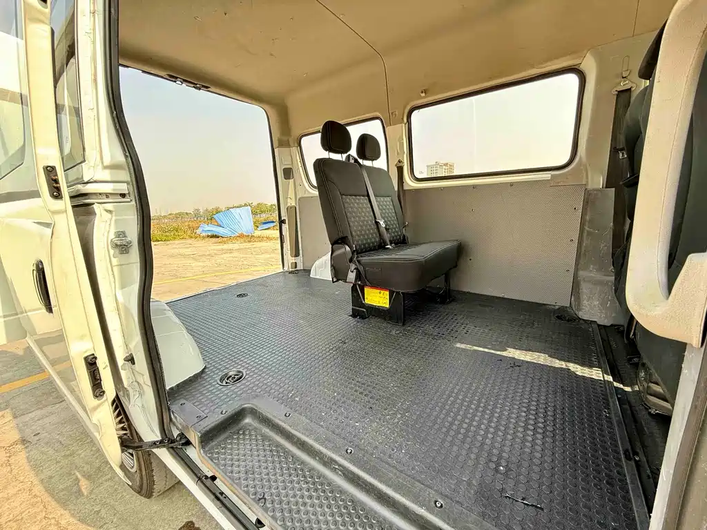 SAIC MAXUS XINTU V80