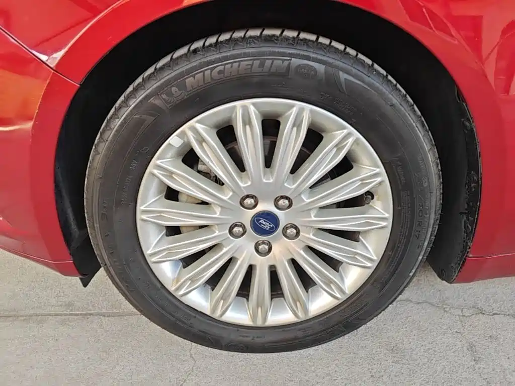 Ford Mondeo — миниатюра 23