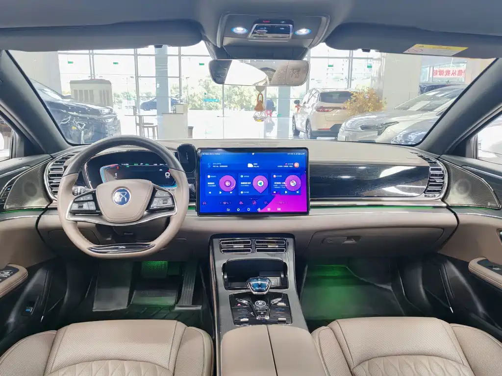 BYD Han — миниатюра 5