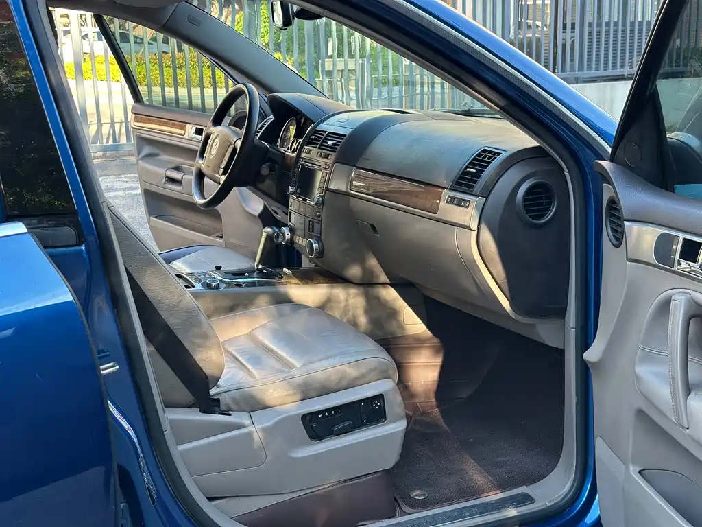 Volkswagen Touareg — миниатюра 8