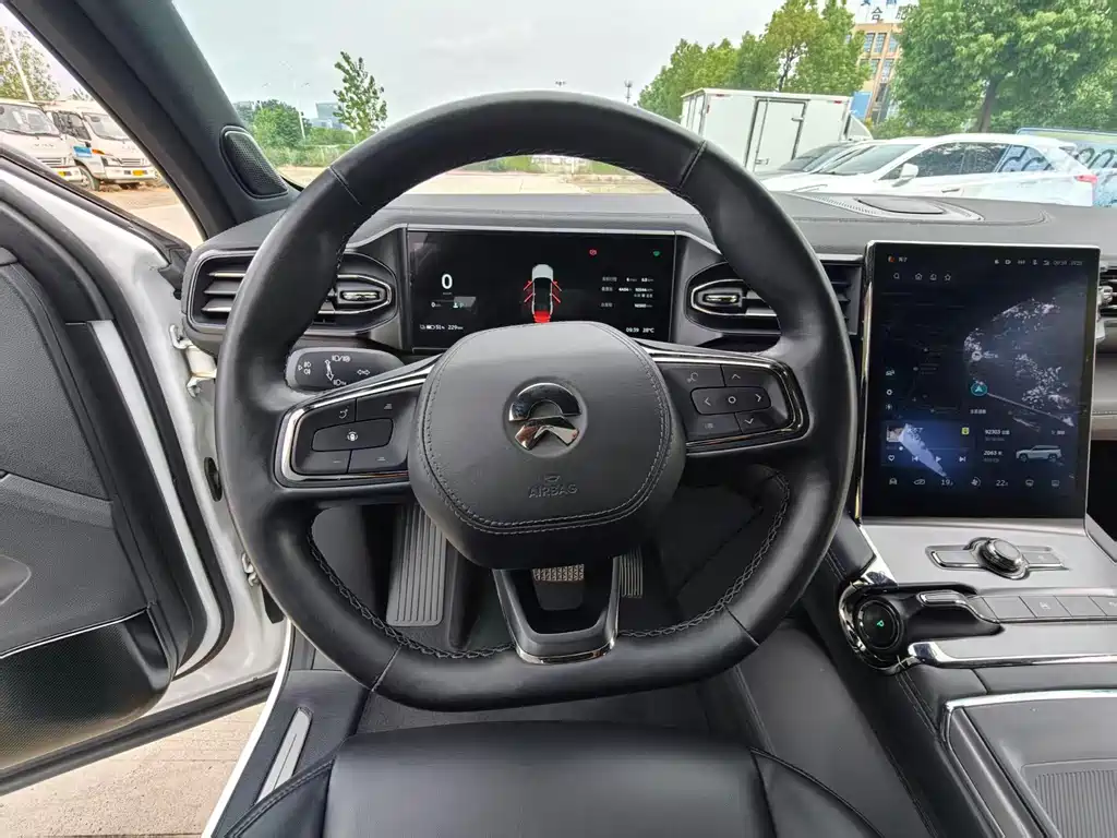NIO ES6 — миниатюра 14
