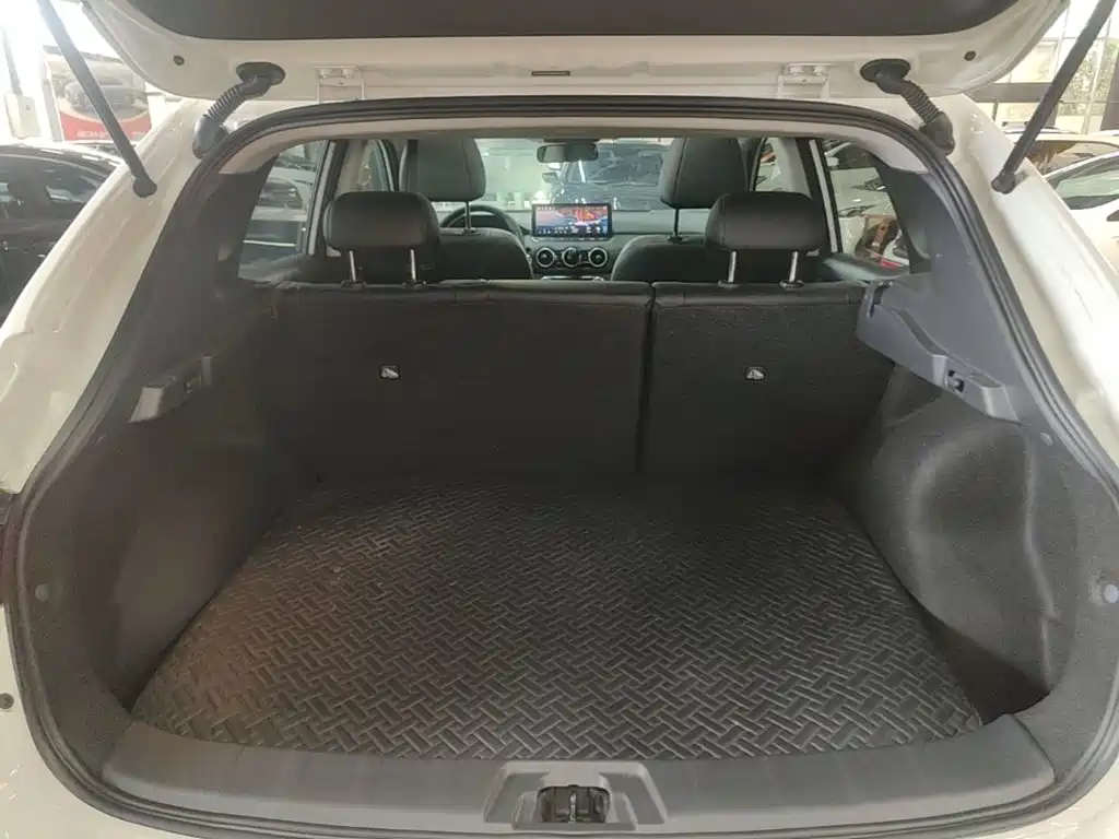 Nissan Qashqai — миниатюра 19