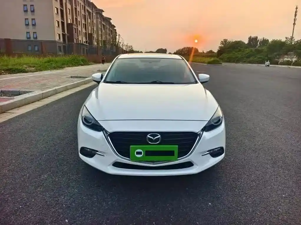 Mazda 3 Axela — миниатюра 2