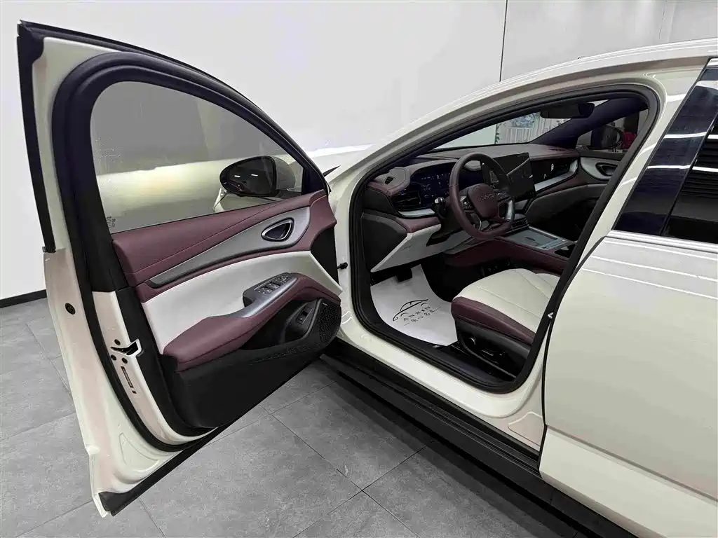 BYD Seal 07 DM-i — миниатюра 5
