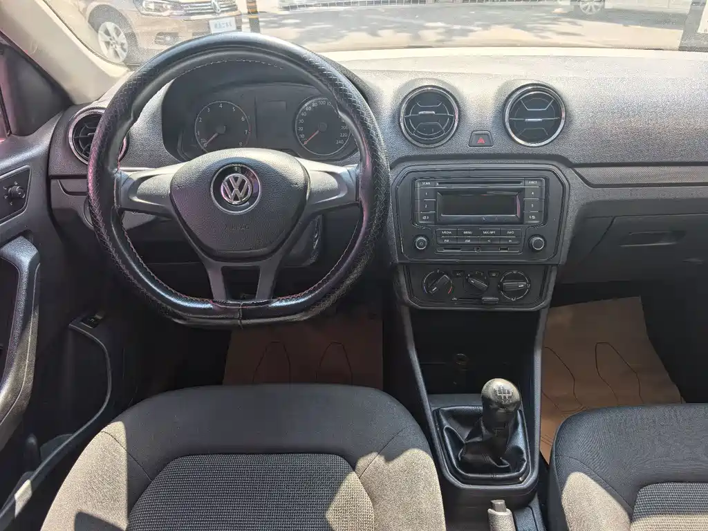 Volkswagen Jetta — миниатюра 23