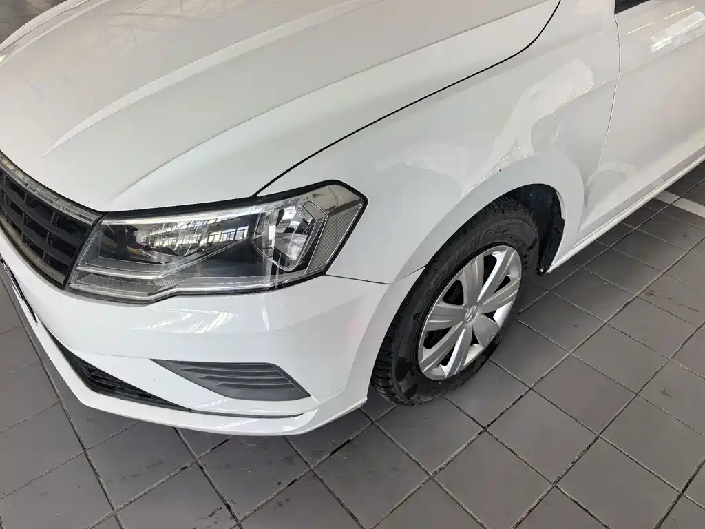 Volkswagen Jetta — миниатюра 2