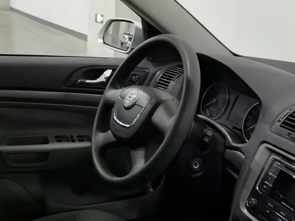 Skoda Octavia — миниатюра 22