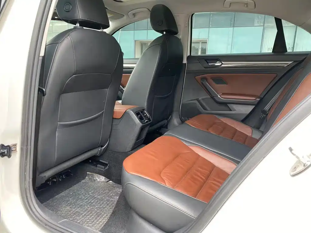 Volkswagen Lamando — миниатюра 4
