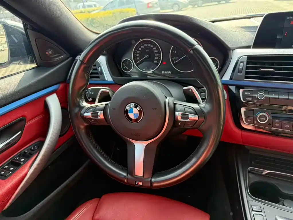 BMW 4 SERIES