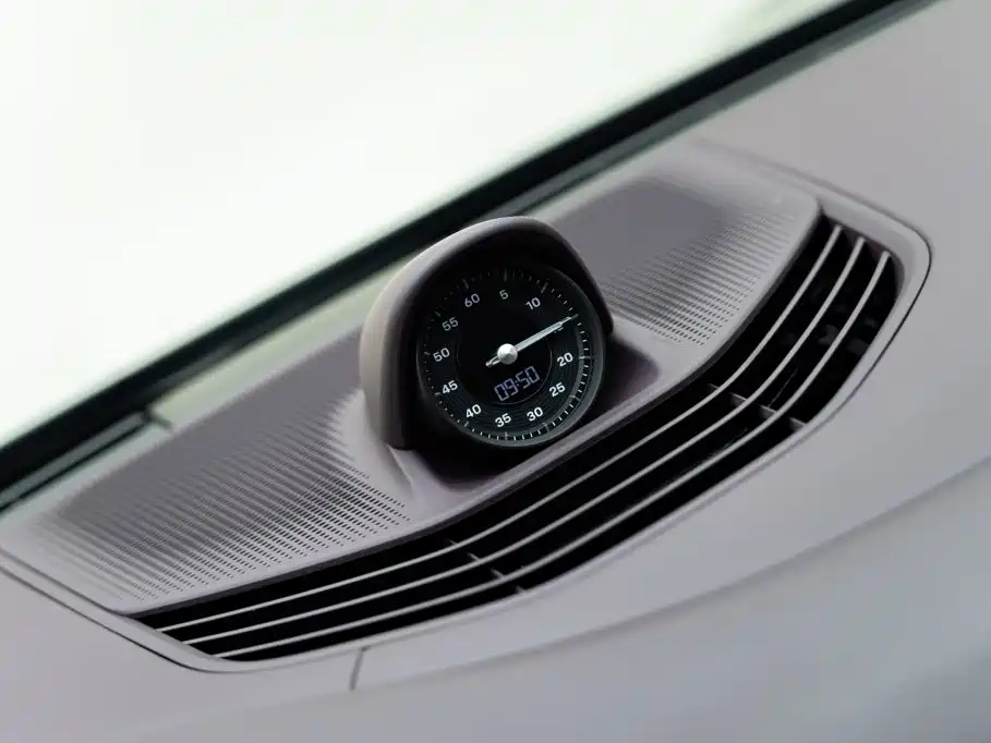 Porsche Taycan — миниатюра 21