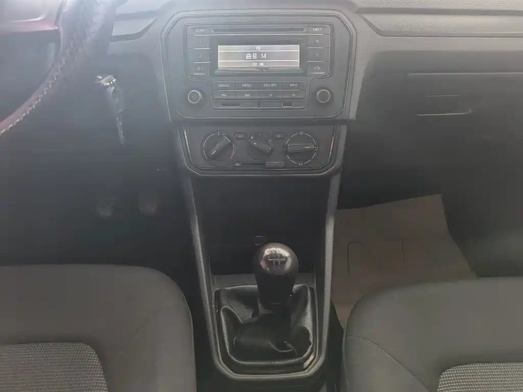 Volkswagen Jetta — миниатюра 10