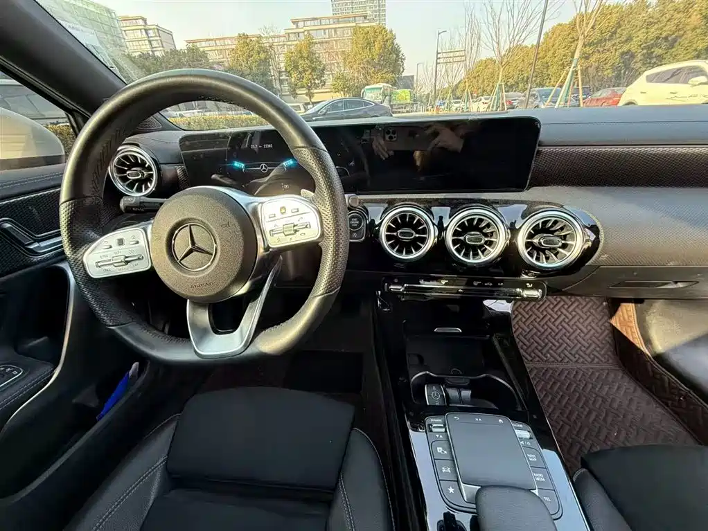 MERCEDES-BENZ A CLASS