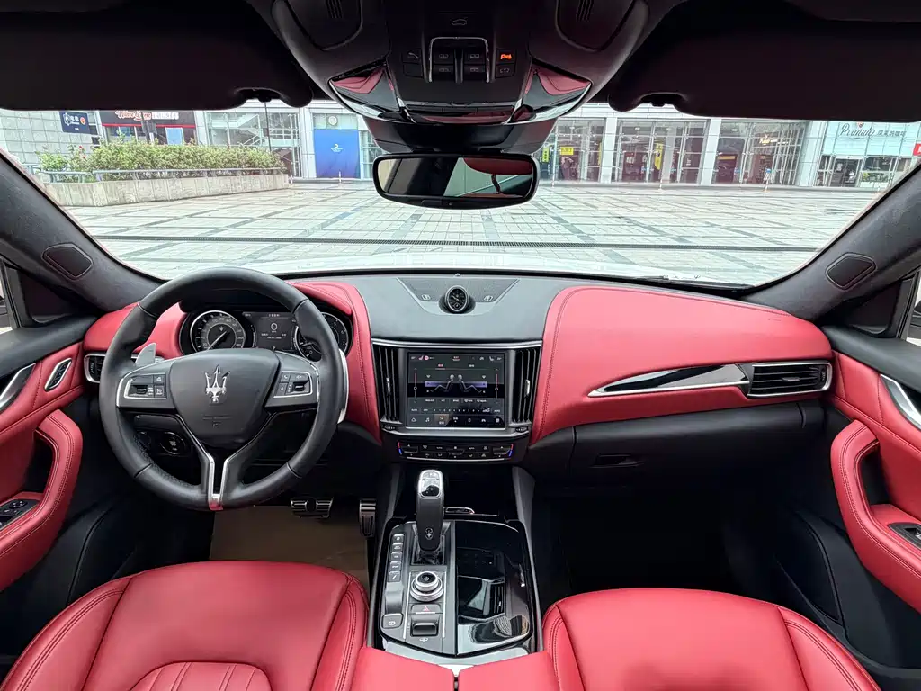 Maserati Levante — миниатюра 17